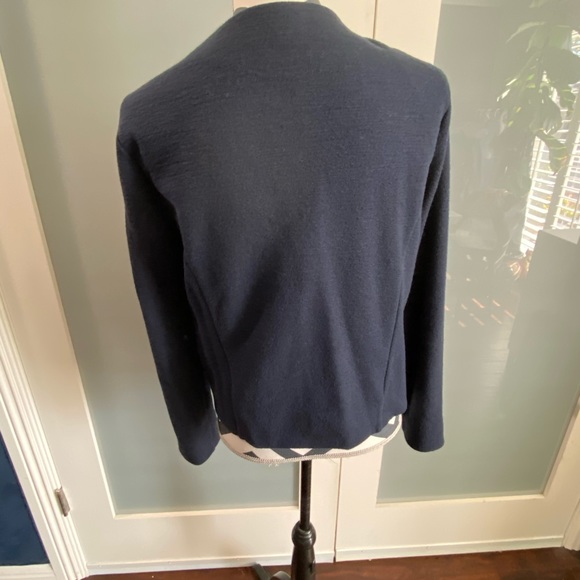 Blazer - Picture 3 of 4